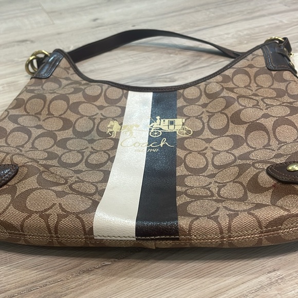 Authentic Coach No. K0868-13193 Heritage Striped Brown Hobo Shoulder Bag - Picture 8 of 17